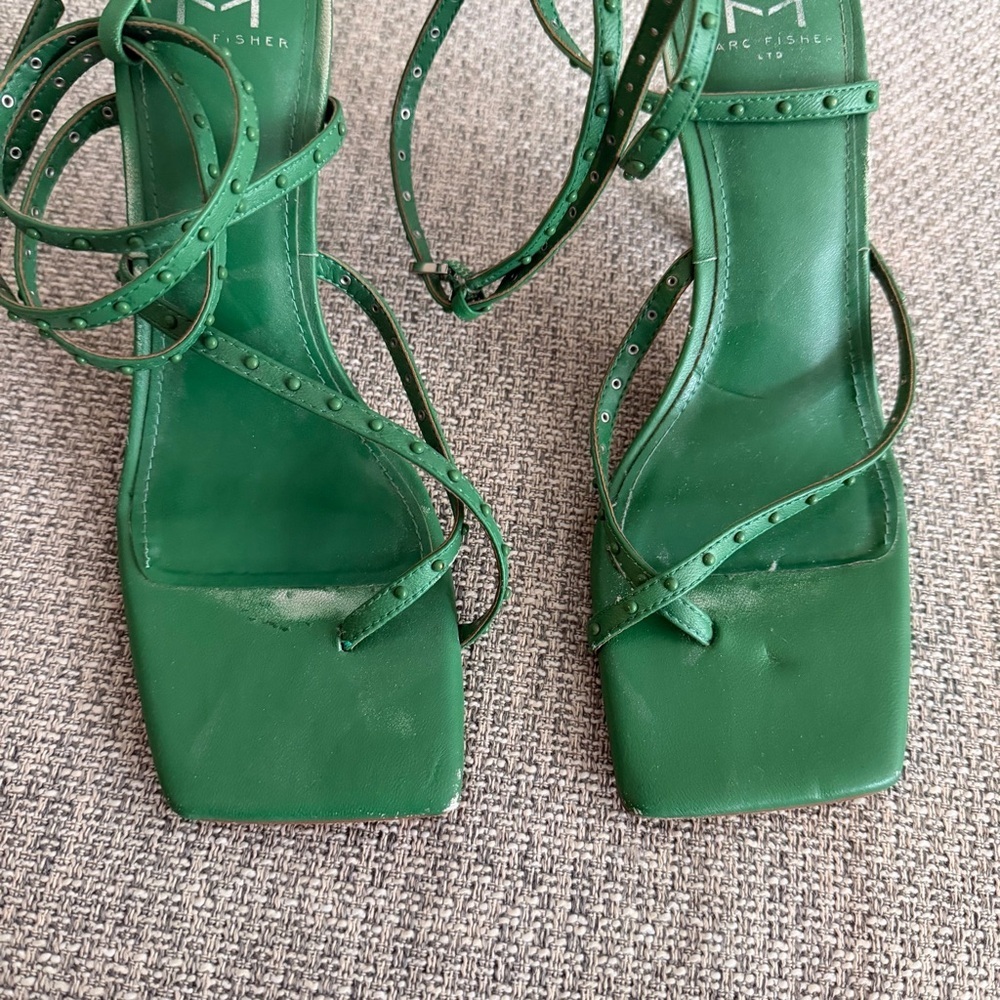 Marc Fisher Green “Dallin” Heels - Picture 2 of 15